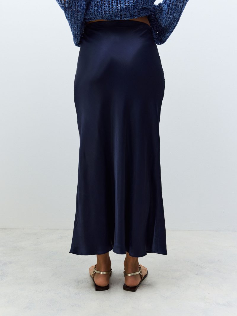 Comely84237 Navy Blue Satin Midi Skirt - Image 3