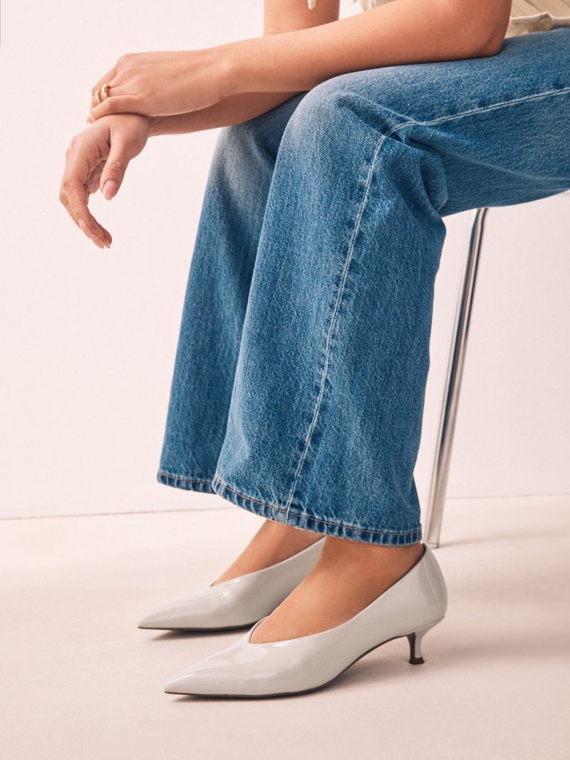 Comely84308 Standard/Wide Fit  Point Toe Low Kitten Heels