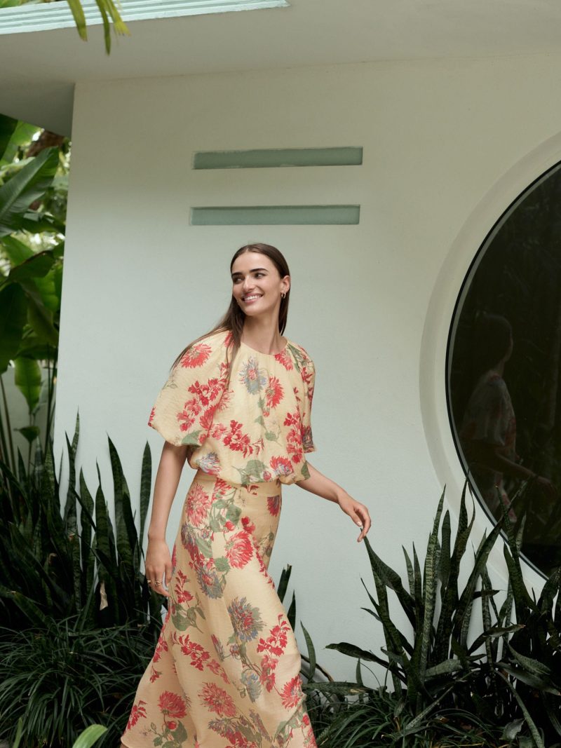 Comely84250 Ecru/Red Floral Print Drape Lightweight Maxi Skirt - Image 3