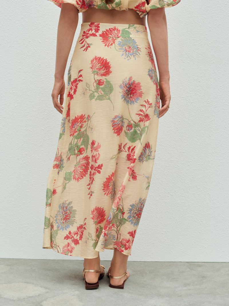 Comely84250 Ecru/Red Floral Print Drape Lightweight Maxi Skirt - Image 6