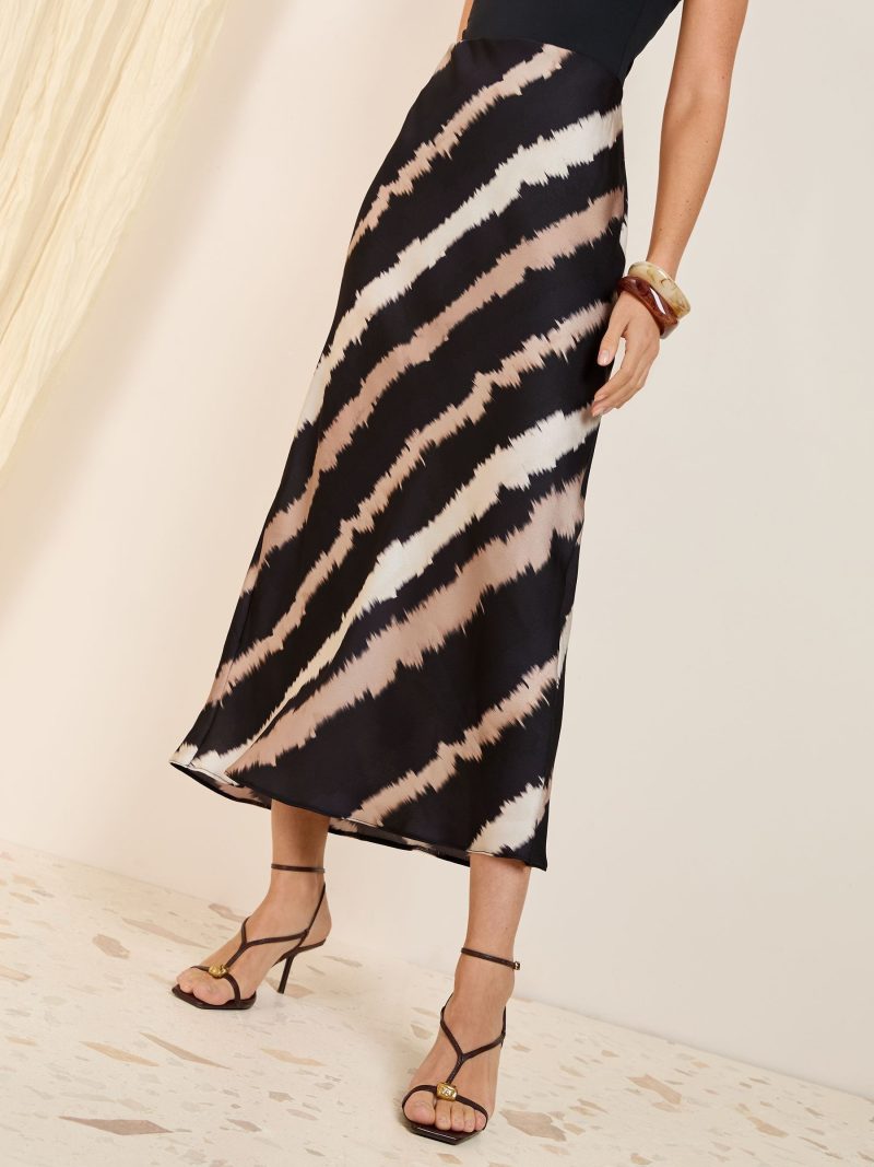 Comely84238 Black Ombre Ombre Satin Maxi Skirt